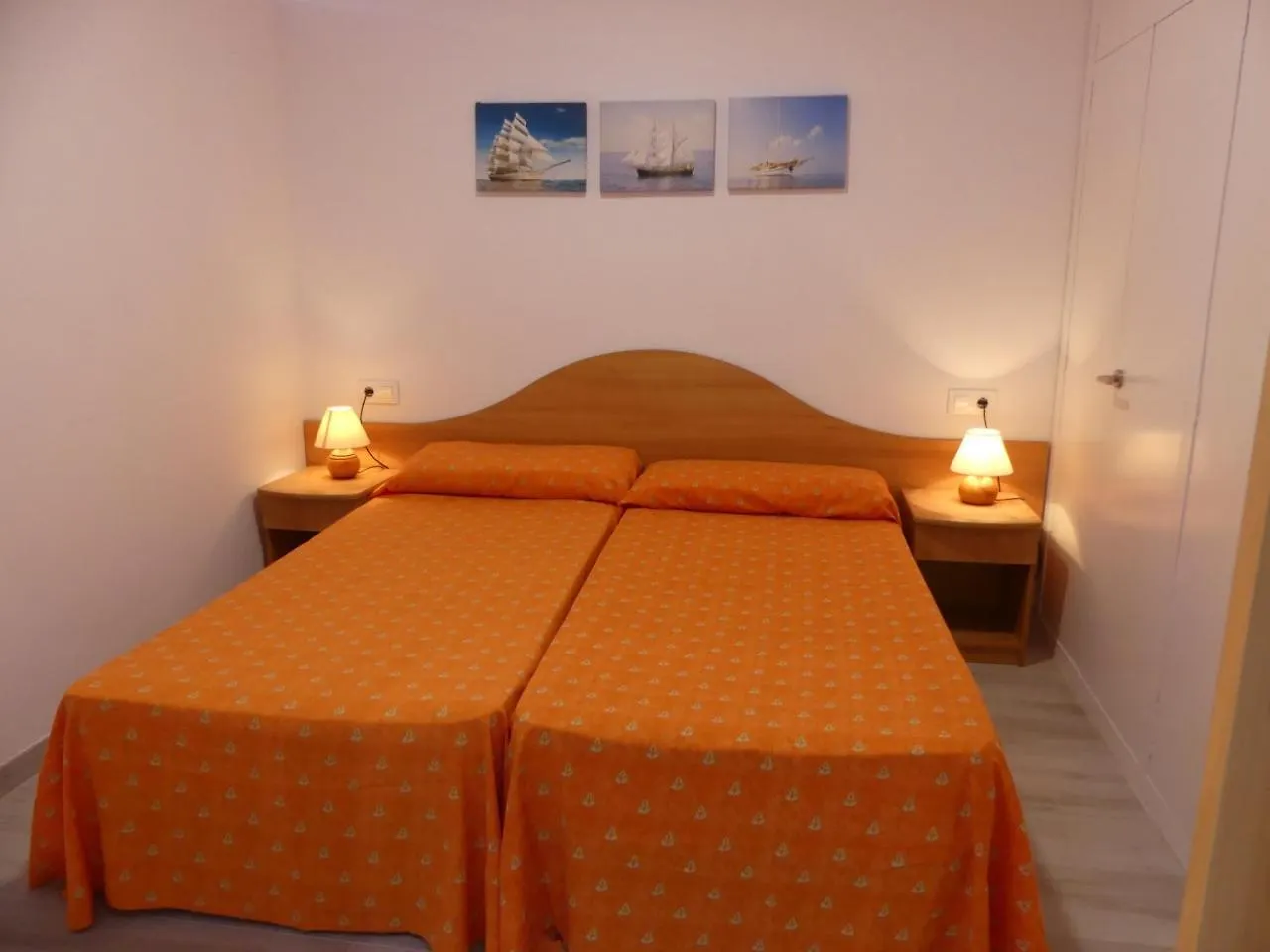 Appartement Zeus Alexis à Salou 0*,
